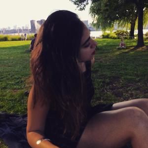 Meet your Posher, Dalia